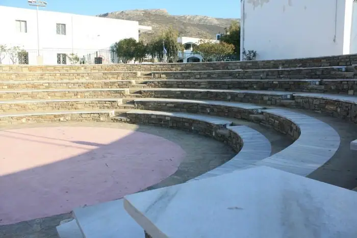 Αναβάθμιση αθλητικών εγκαταστάσεων δημοτικού γηπέδου Παροικιάς Πάρου — 3
