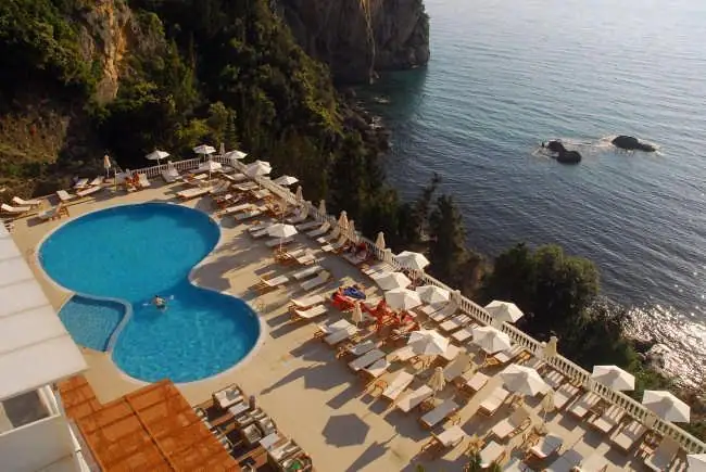 Ανακαίνιση ξενοδοχείου Aquis Agios Gordios στον Αγιο Γόρδιο Κέρκυρας — 11