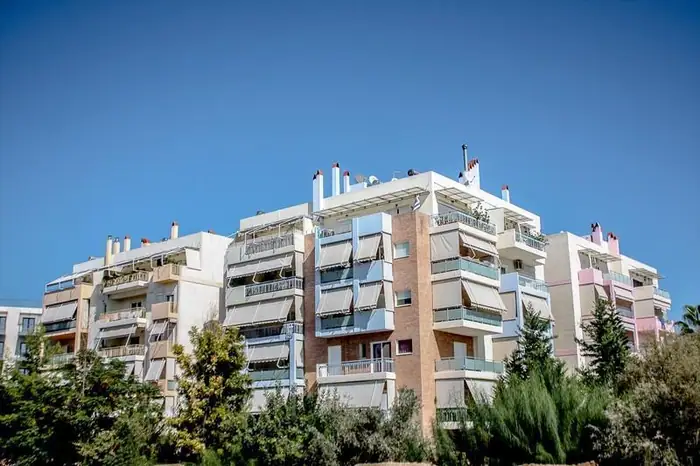 Συγκρότημα 4 κτιρίων διαμερισμάτων στους Αγίους Αναργύρους