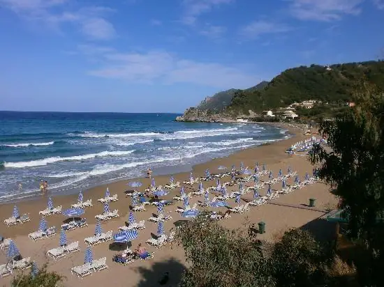 Ξενοδοχειακή μονάδα Pelekas Beach στον Πέλεκα Κέρκυρας — 13
