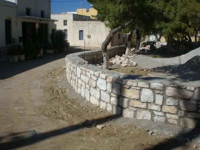 Ανάπλαση Περιβάλλοντα Χώρου Μουσείου Περαντινού