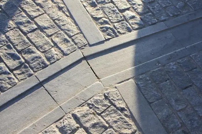 Πλατεία και πεζόδρομοι Νάουσας Πάρου — 12